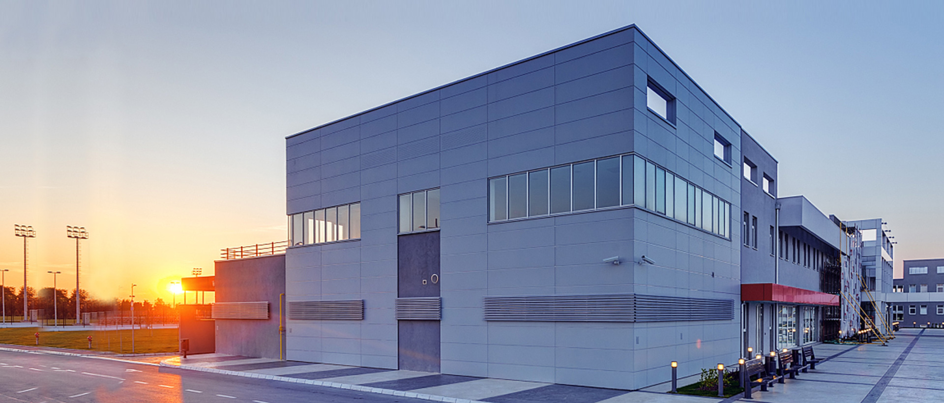 上海助腾网站设计制作开发公司推荐案例-普瑞信钢板-1